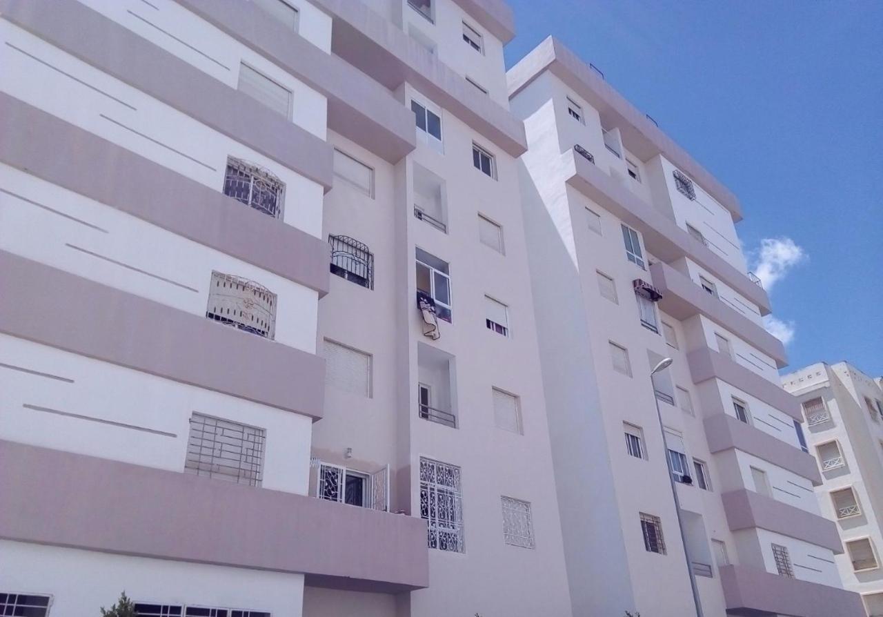 Appartement A Tanger Deux Chambres Buitenkant foto